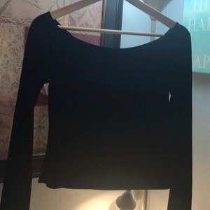 A gorgeous black crop top!